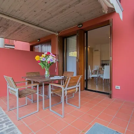 Fior Di Loto Aparthotel Desenzano del Garda
