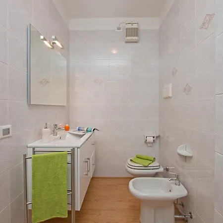 Fior Di Loto Aparthotel