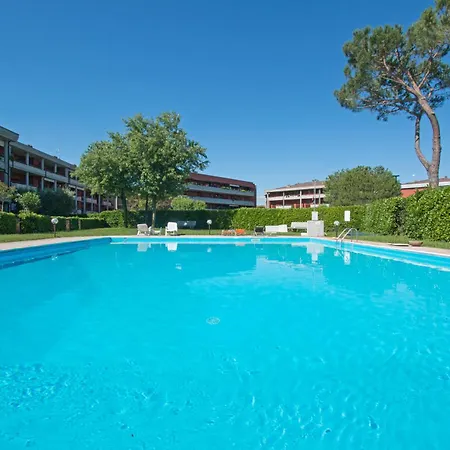 Aparthotel Fior Di Loto Desenzano del Garda